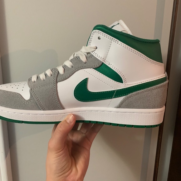 Jordan 1 mid grey pine green exclusive - Picture 5 of 9